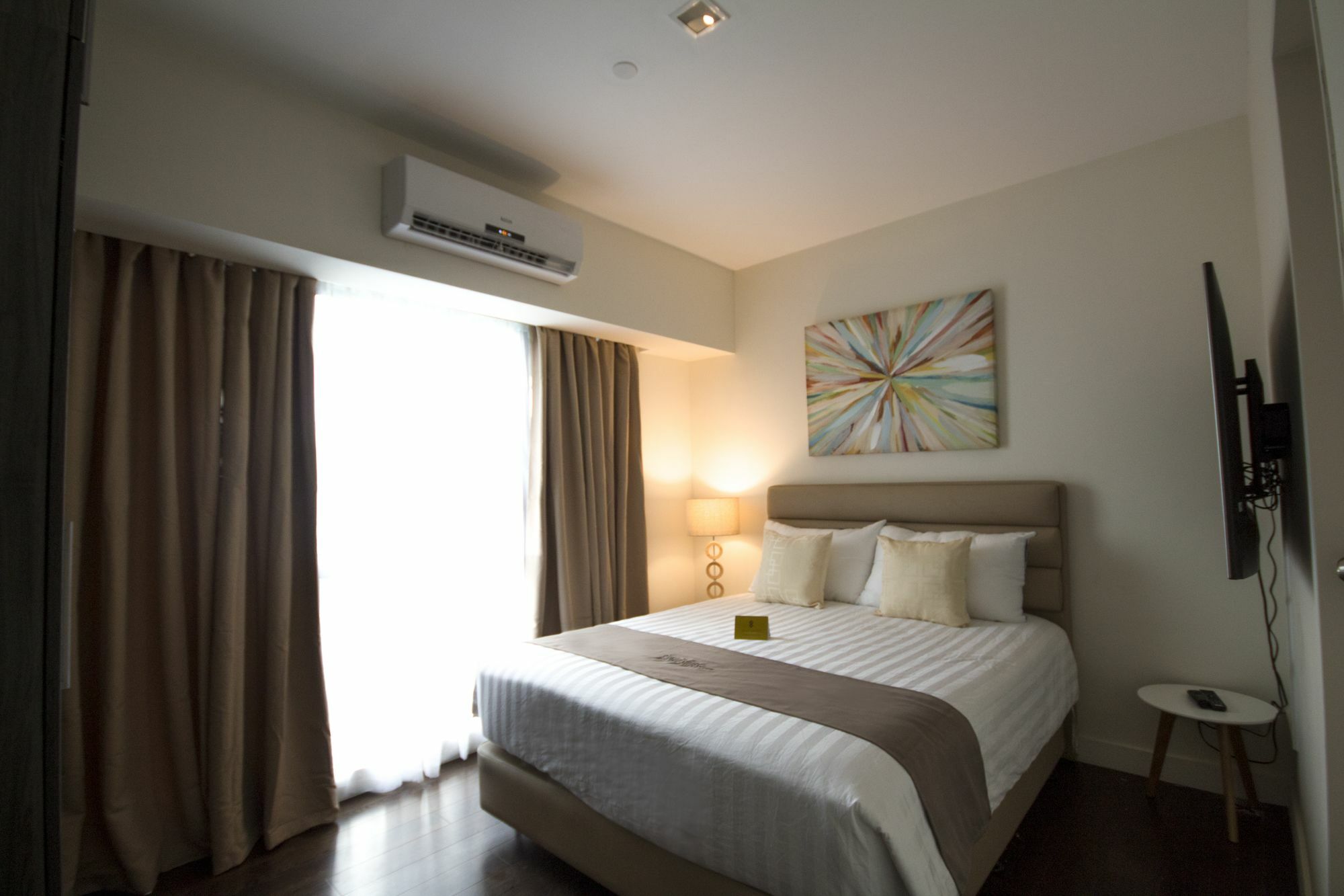 Mandaluyong Siglo Suites @ The Acqua Private Residences מראה חיצוני תמונה
