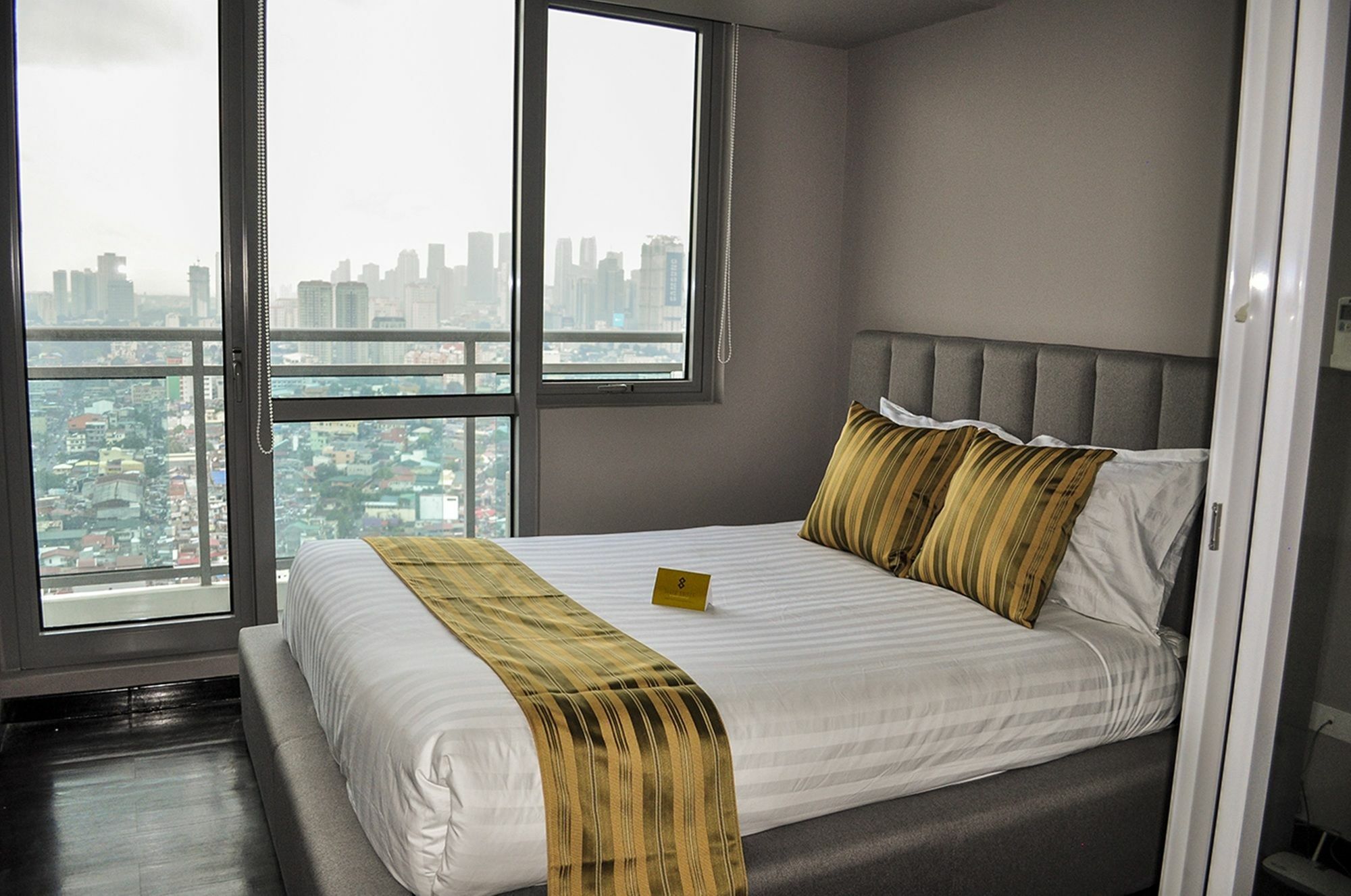 Mandaluyong Siglo Suites @ The Acqua Private Residences מראה חיצוני תמונה